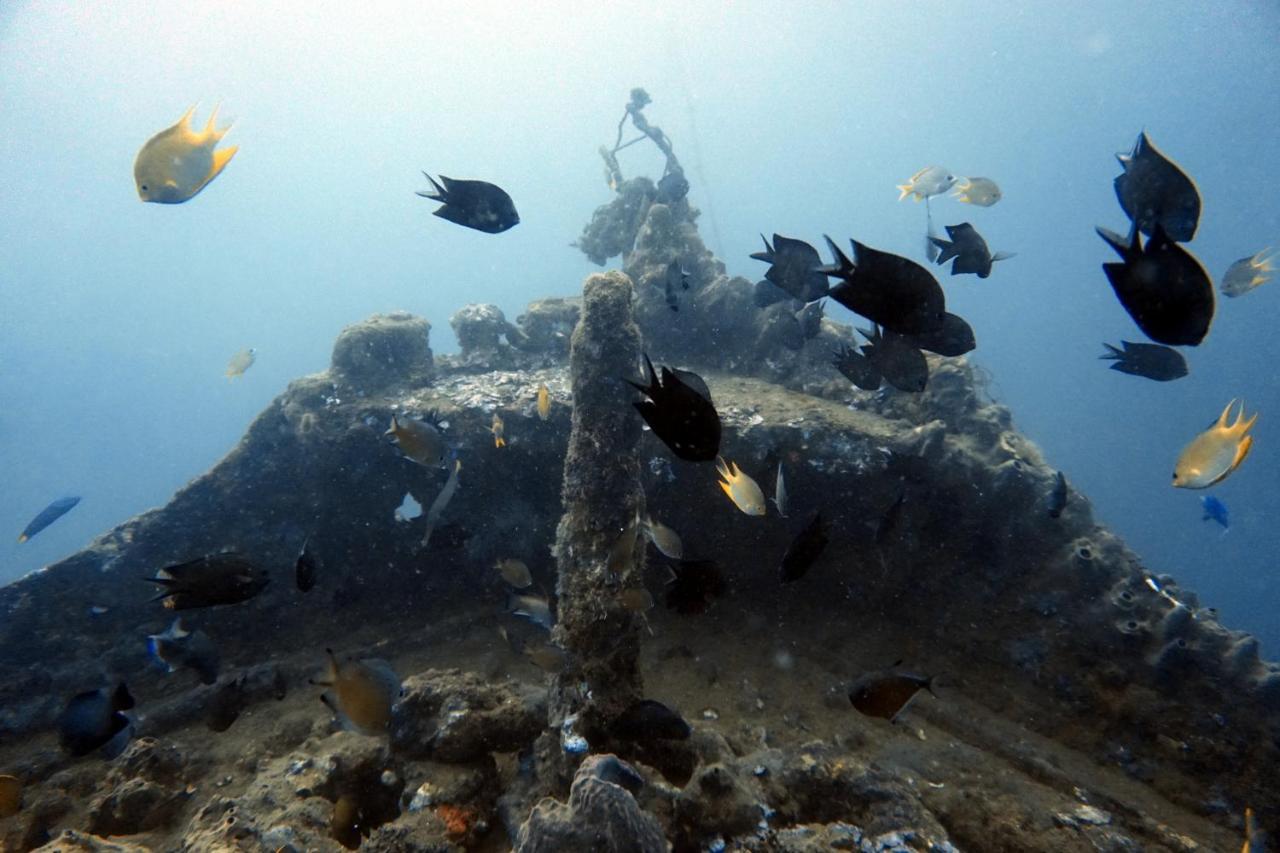 Grand Luley Manado Otel Dış mekan fotoğraf