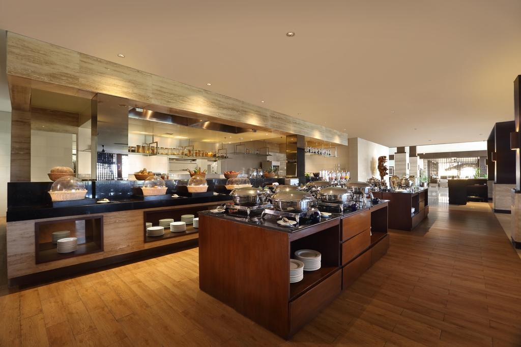 Grand Luley Manado Otel Dış mekan fotoğraf